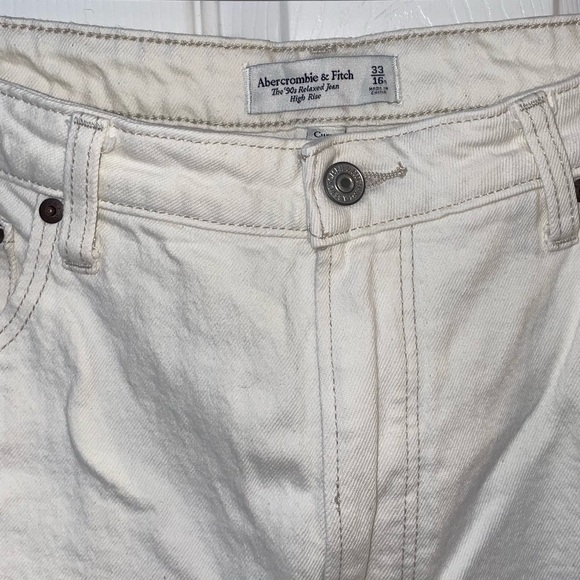 Abercrombie Curve Love High Rise 90s Relaxed Jean - 33 Cream - Picture 7 of 7